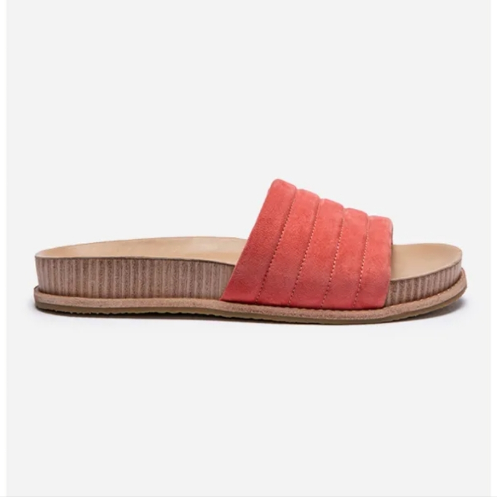 NIB Johnny Was Solid Stitch Coral Sandals